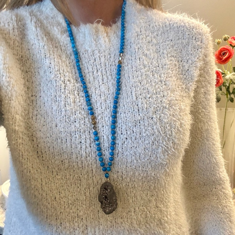 Turquoise Beaded Necklace with Druzy Pendant - Women Jewelry